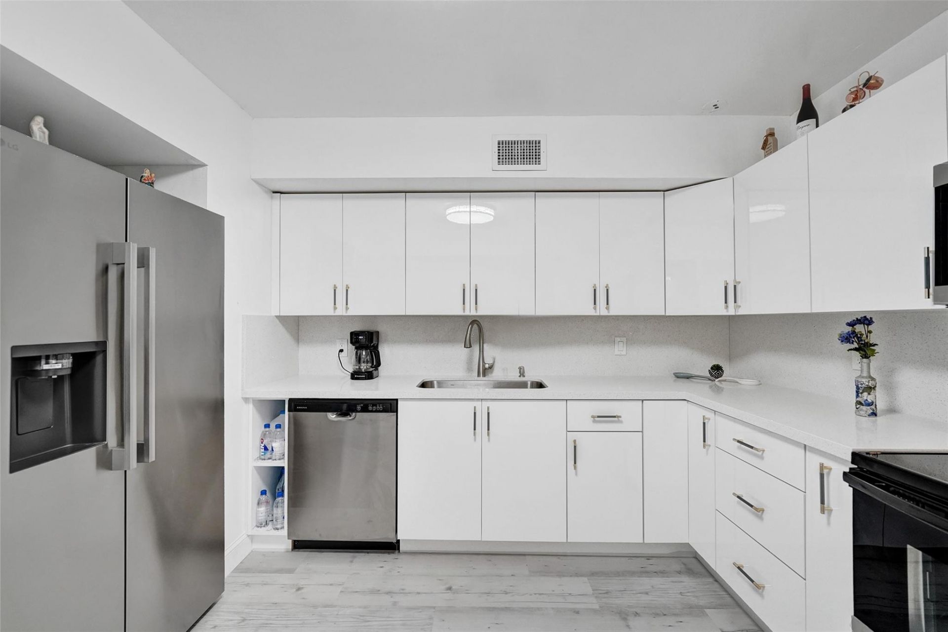 2800 N 46th Avenue, Unit A404, Hollywood, FL 33021 Photo