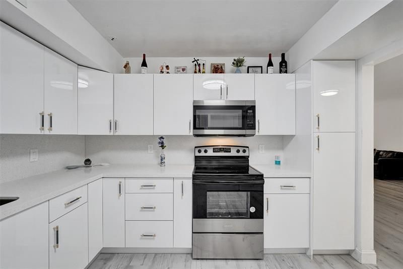 2800 N 46th Ave, Unit A404, Hollywood, FL 33021 Photo