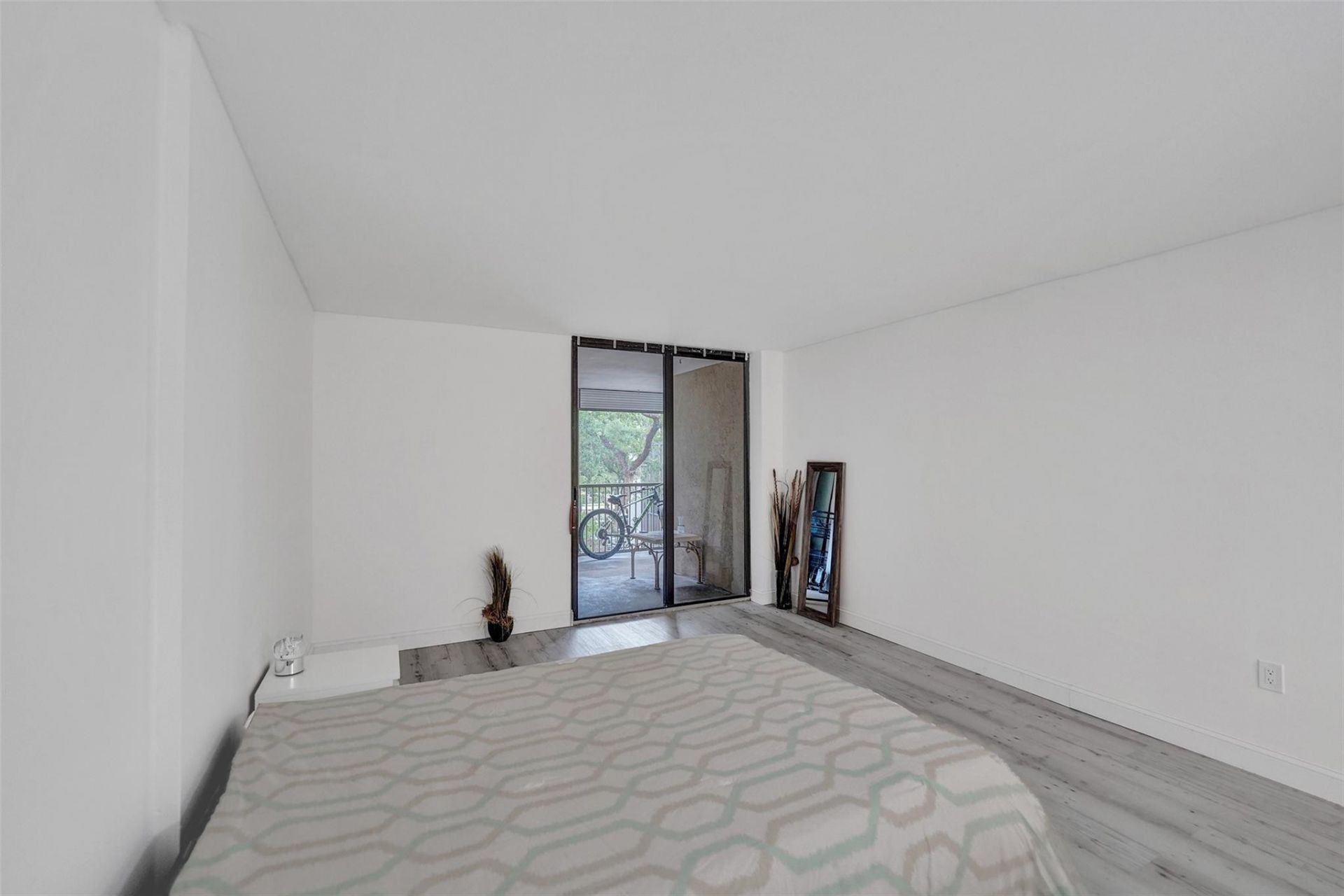 2800 N 46th Avenue, Unit A404, Hollywood, FL 33021 Photo