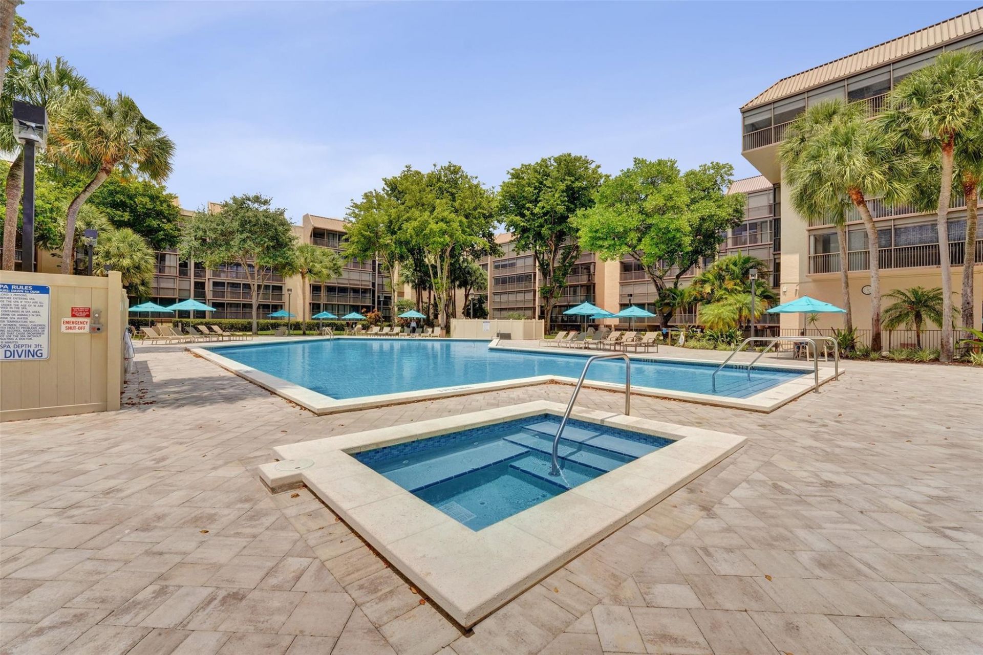 2800 N 46th Avenue, Unit A404, Hollywood, FL 33021 Photo