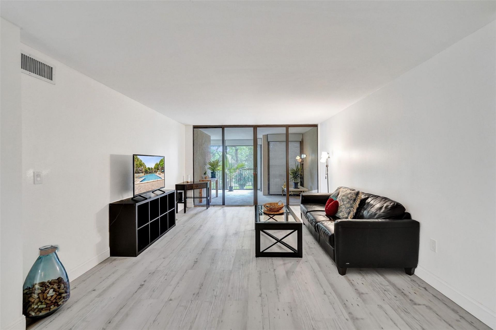 2800 N 46th Avenue, Unit A404, Hollywood, FL 33021 Photo