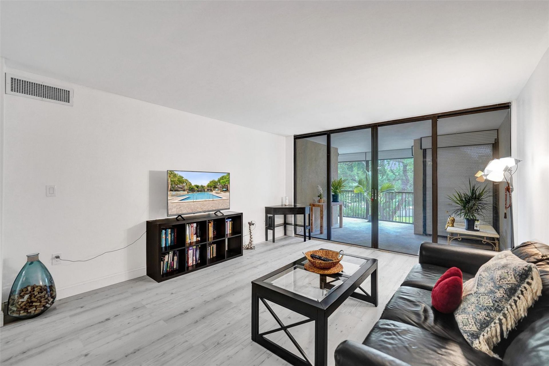 2800 N 46th Avenue, Unit A404, Hollywood, FL 33021 Photo