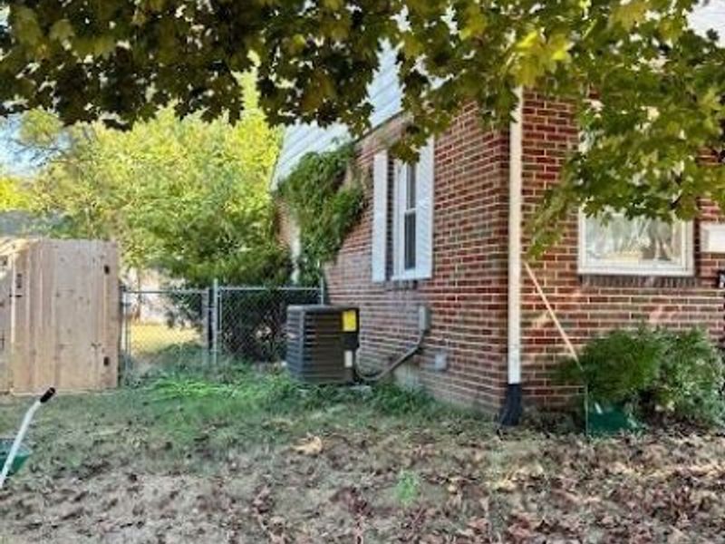 2237 40th Street NW, Canton, OH 44709 Photo 3