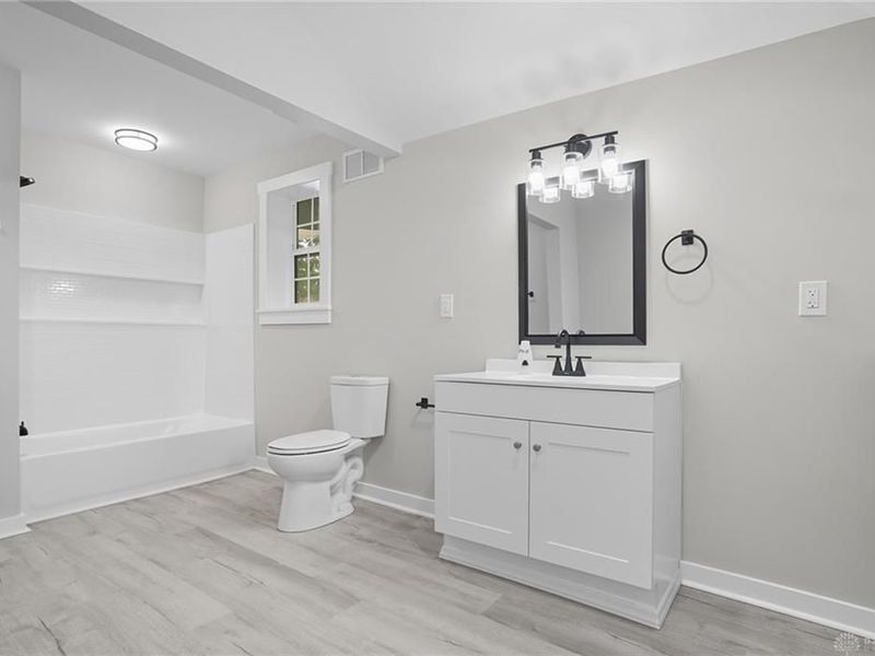 210 N Oakley Avenue, Columbus, OH 43204 Photo 15