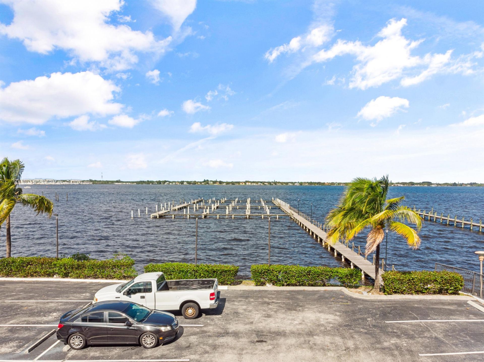 221 SE Osceola Street, Stuart, FL 34994 Photo