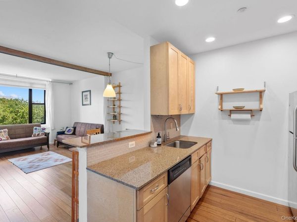 504 W 136th Street, Unit 6A, New York (Manhattan), NY 10031