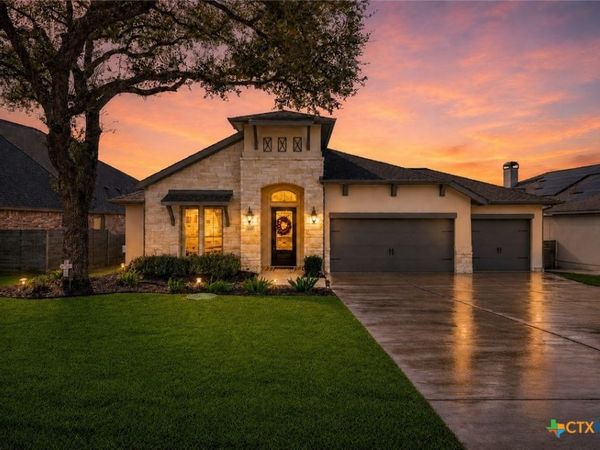 633 Vale Court, New Braunfels, TX 78132