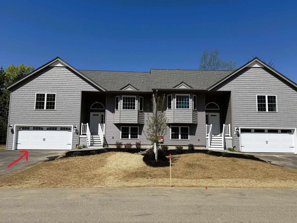 1A Connor Court, Unit 1A, Epping, NH 03042