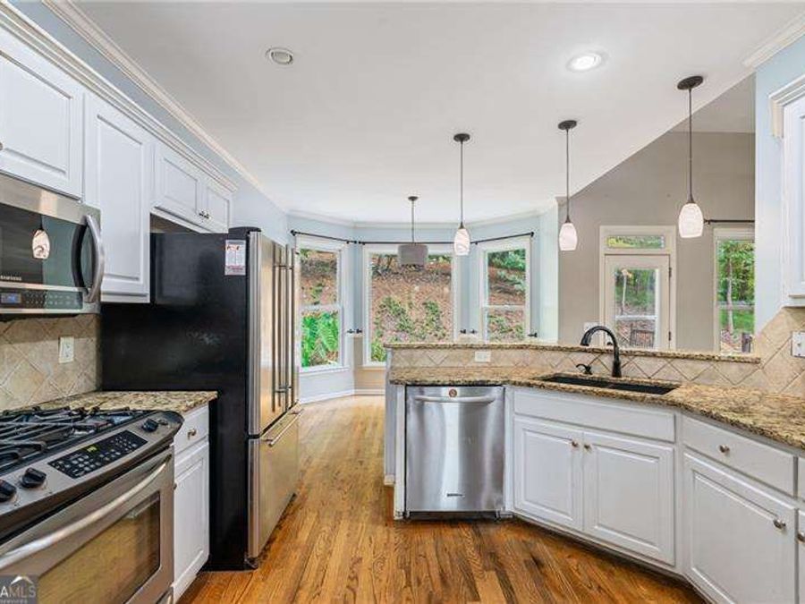 Property Image 16