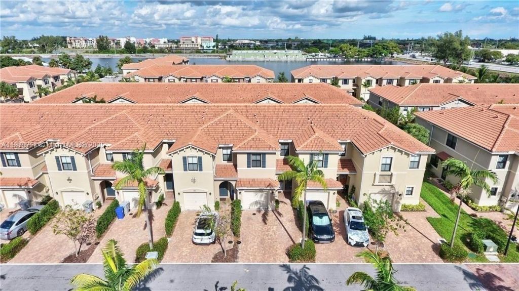 1071 NW 33rd Ct, Pompano Beach, FL 33064 Photo