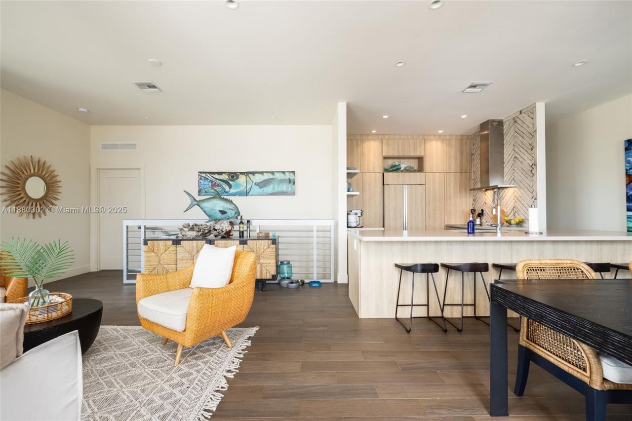 96 W Plaza Del Sol, Islamorada, FL 33036 Photo