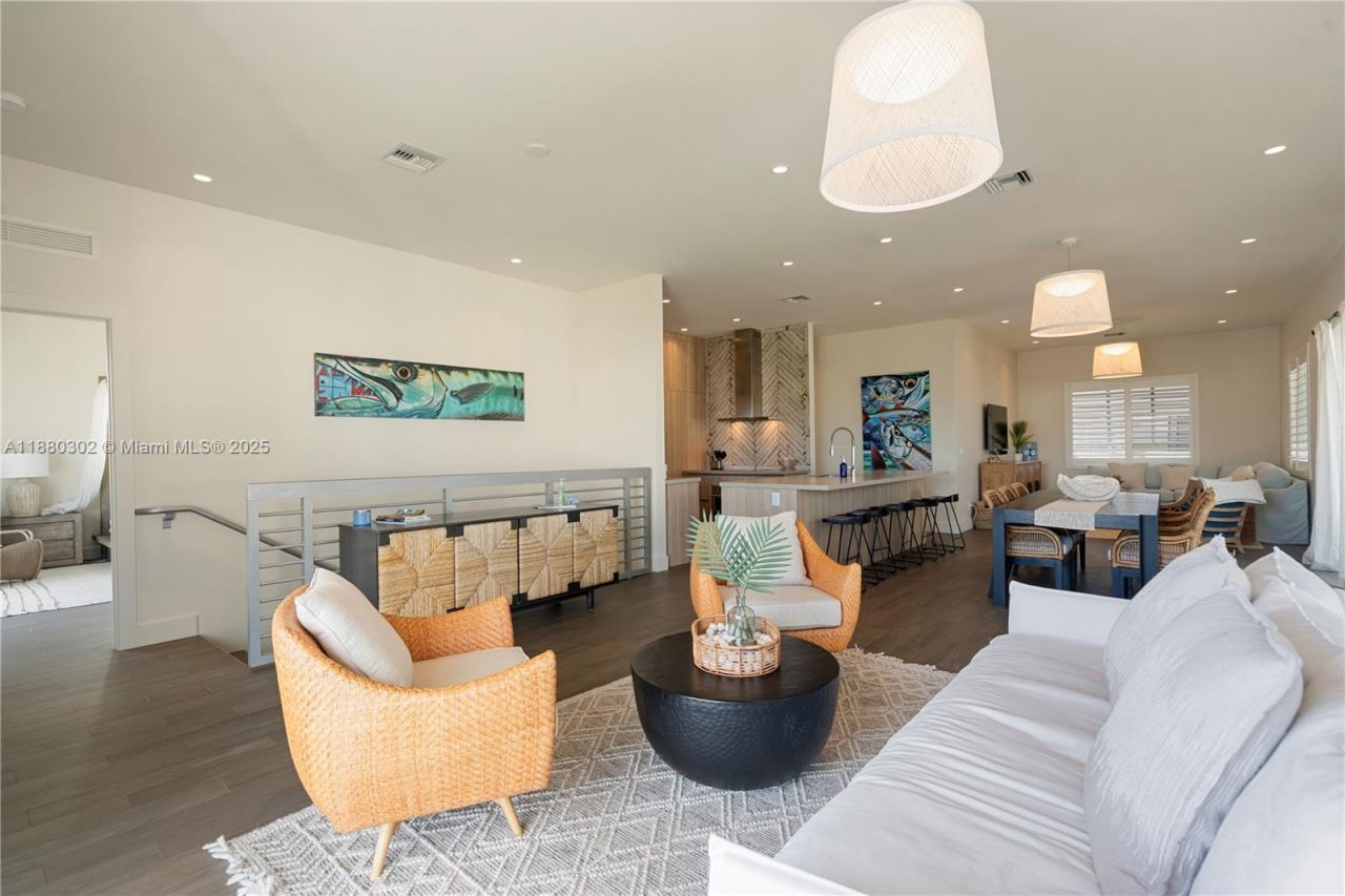 96 W Plaza Del Sol, Islamorada, FL 33036 Photo