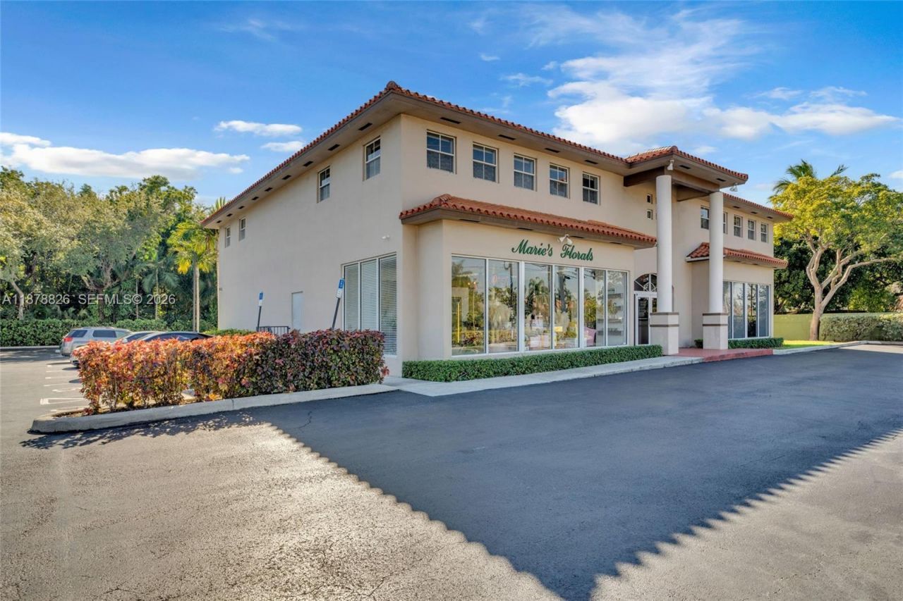 11240 SW 88th St, Unit 204, Miami, FL 33176 Photo