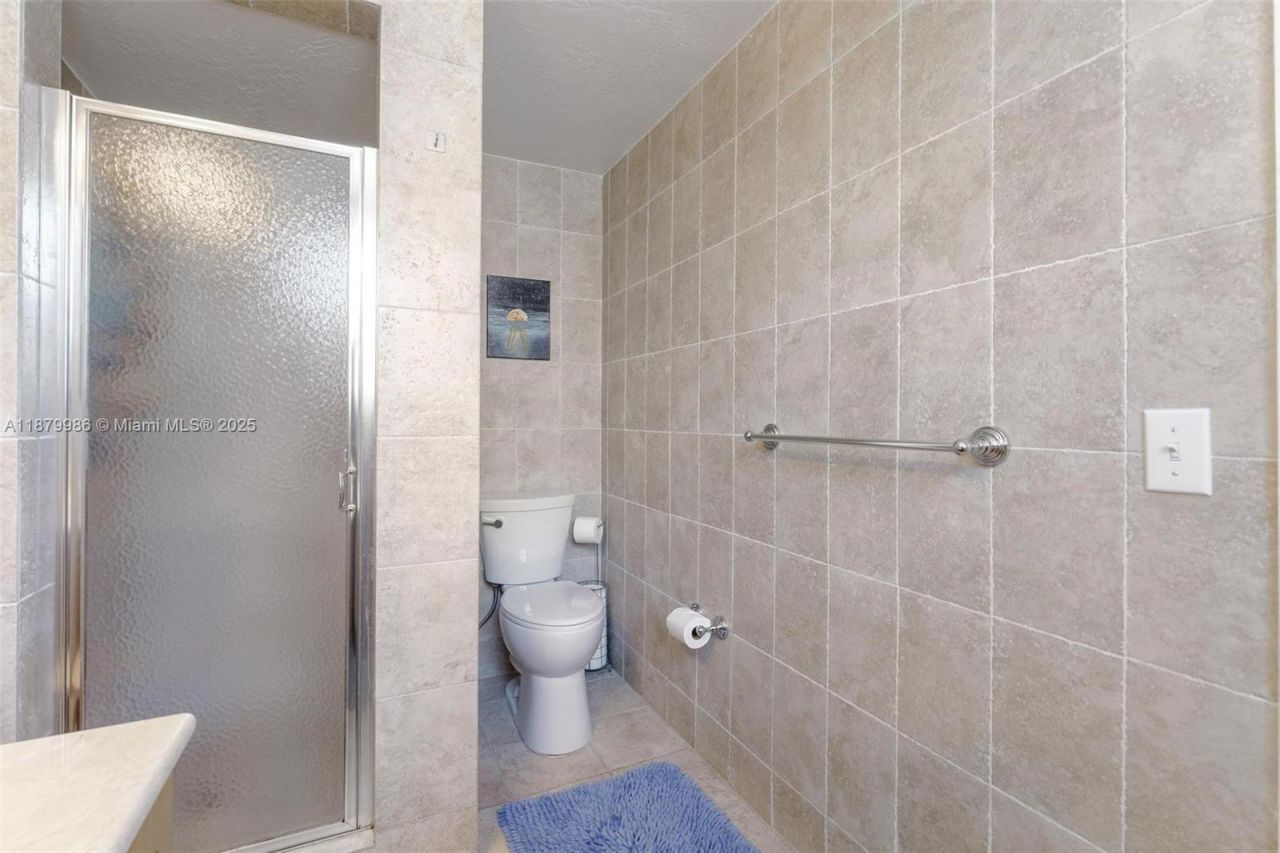 9280 Bay Harbor Ter, Unit 26, Bay Harbor Islands, FL 33154 Photo