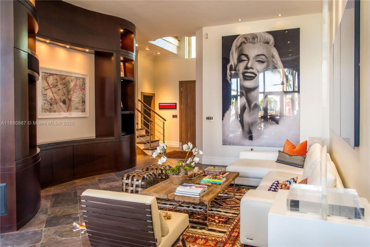 3705 NE 214 St, Unit 13, Aventura, FL 33180 Photo