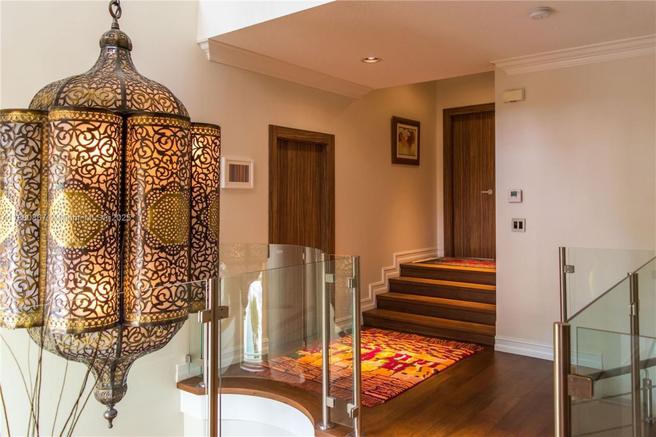 3705 NE 214 St, Unit 13, Aventura, FL 33180 Photo