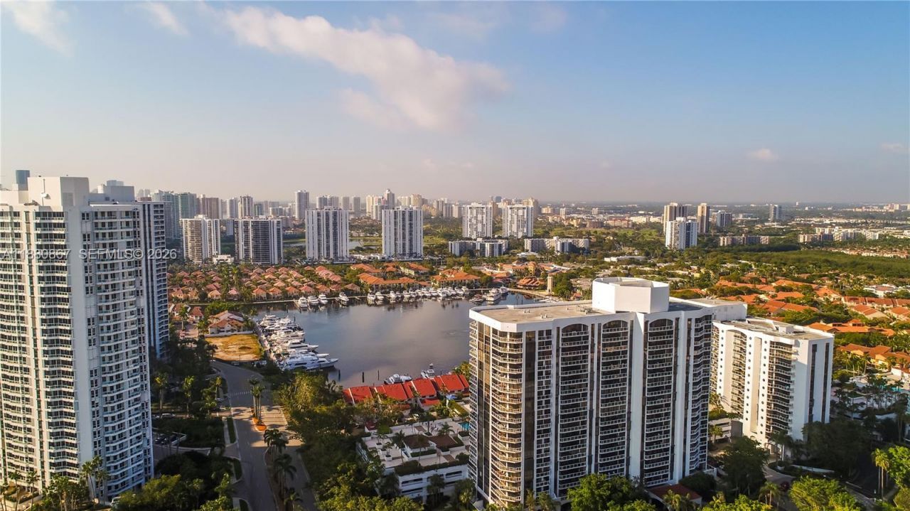 3705 NE 214 St, Unit 13, Aventura, FL 33180 Photo