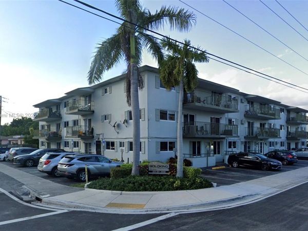 13285 NE 6th Ave, Unit 401, North Miami, FL 33161