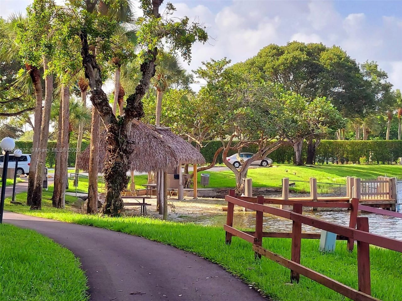 901 Colony Point Cir, Unit 304, Pembroke Pines, FL 33026 Photo