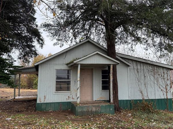 520 E 5th Street, Hulbert, OK 74441