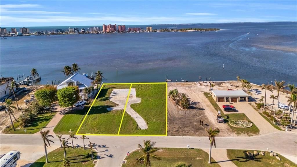 922 San Carlos Dr, Fort Myers Beach, FL 33931 Photo