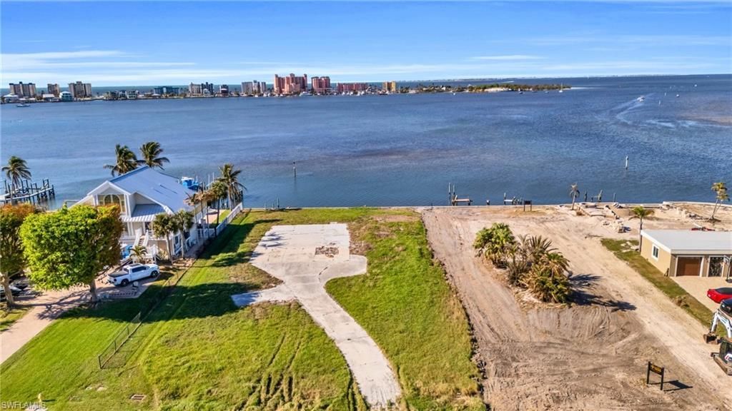 922 San Carlos Dr, Fort Myers Beach, FL 33931 Photo