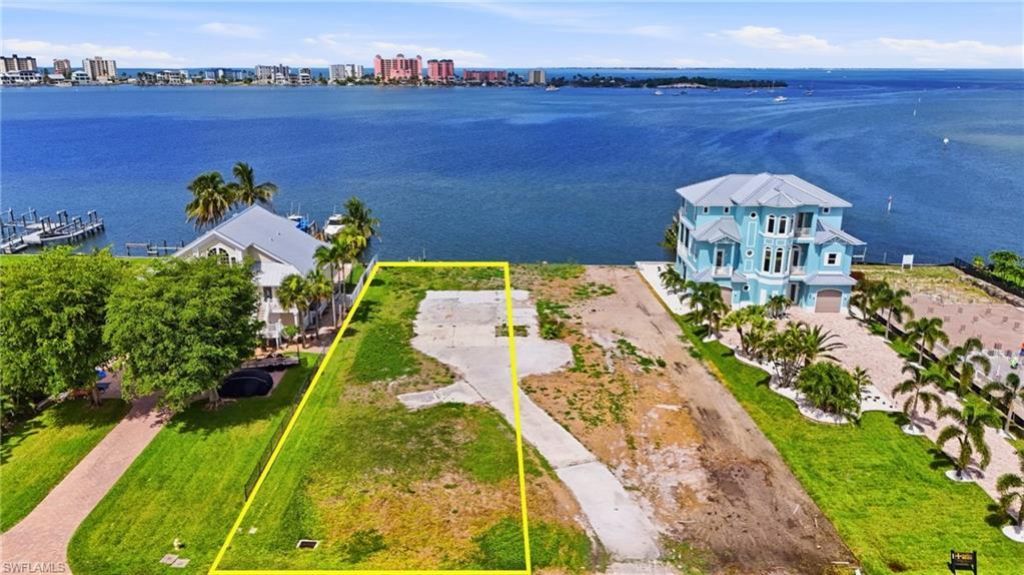926 San Carlos Dr, Fort Myers Beach, FL 33931 Photo