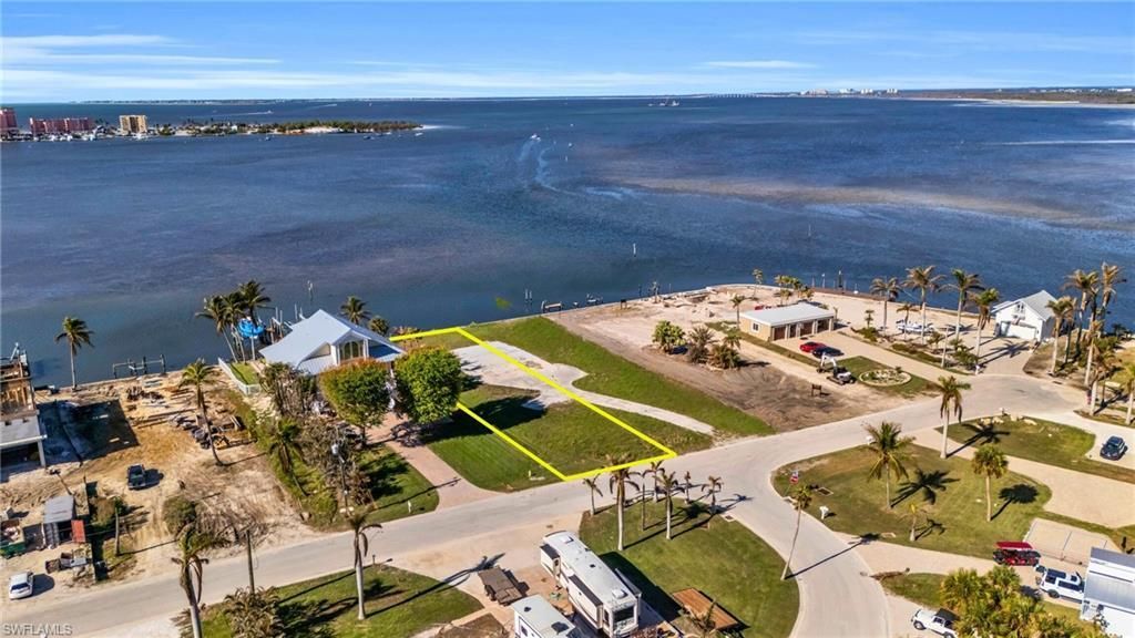 926 San Carlos Dr, Fort Myers Beach, FL 33931 Photo