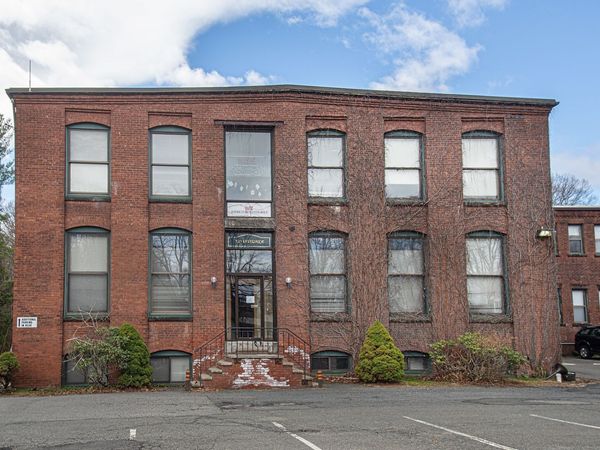 320 Riverside Dr, Unit 3, Northampton, MA 01062