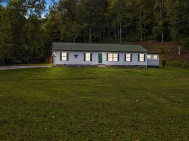75 Cornwell Sta Road, Frenchburg, KY 40322