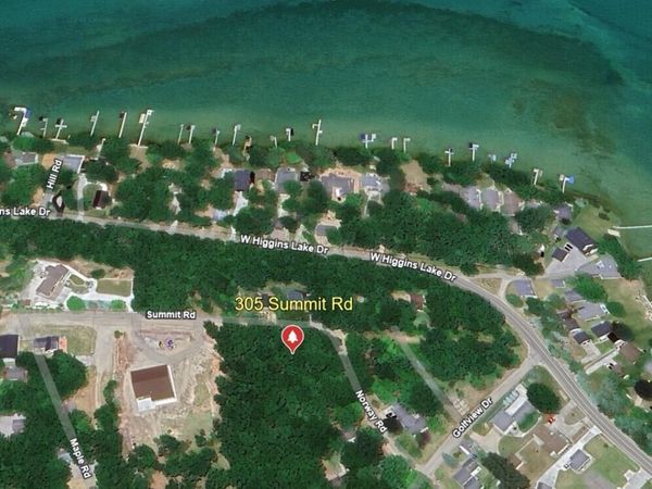 305 Summit Road, Roscommon, MI 48653