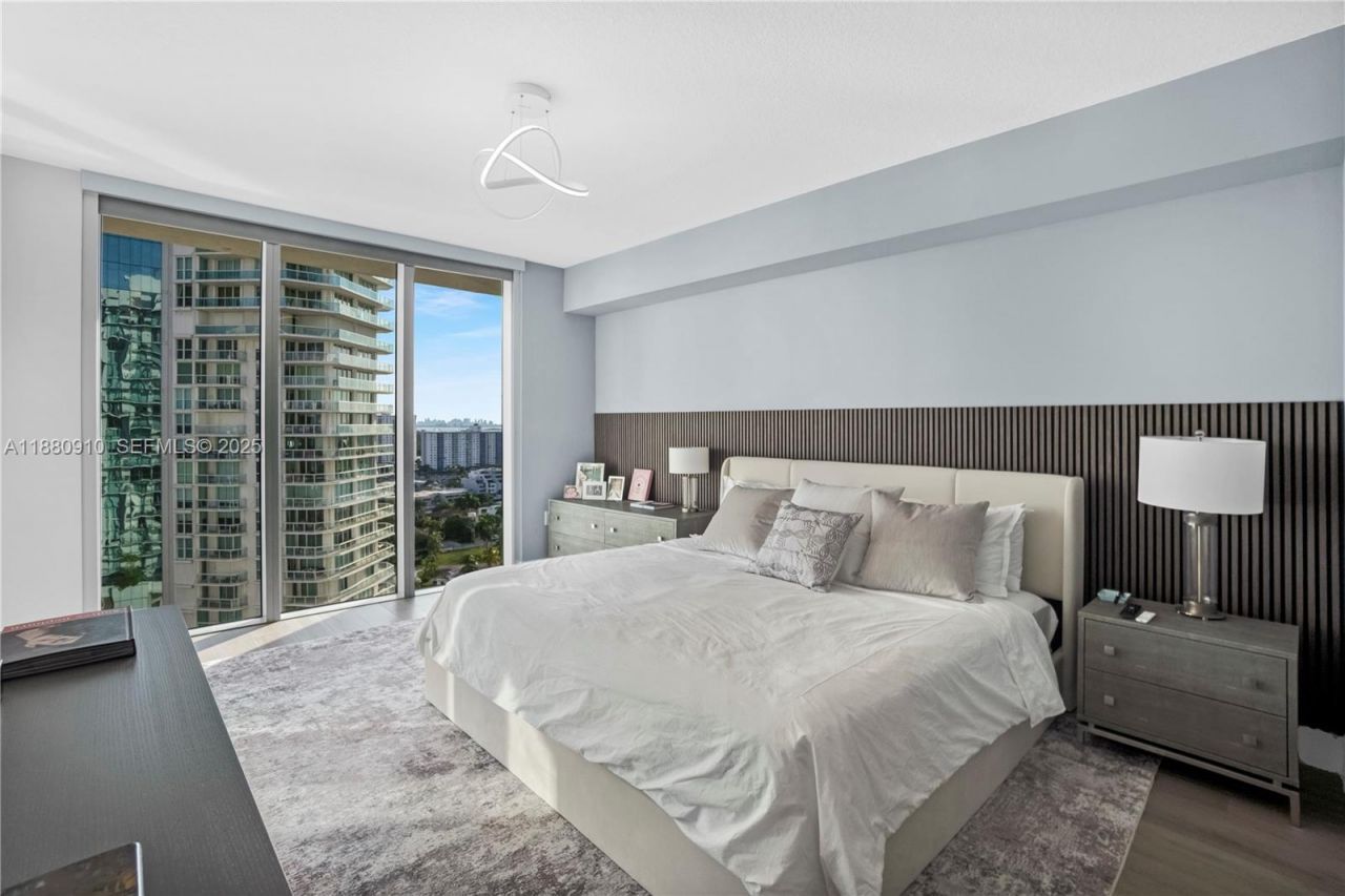 300 Sunny Isles Blvd, Unit 4-1802, Sunny Isles Beach, FL 33160 Photo