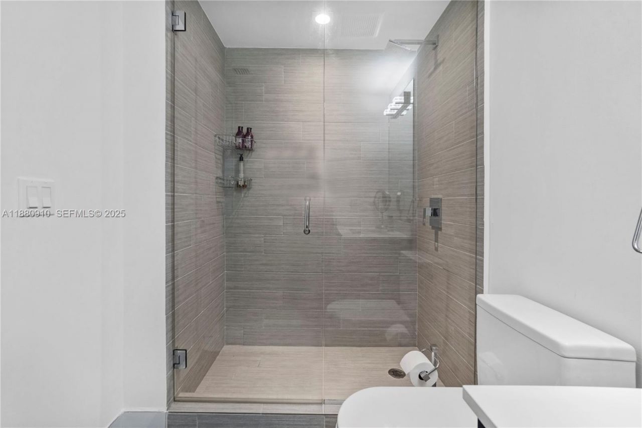 300 Sunny Isles Blvd, Unit 4-1802, Sunny Isles Beach, FL 33160 Photo