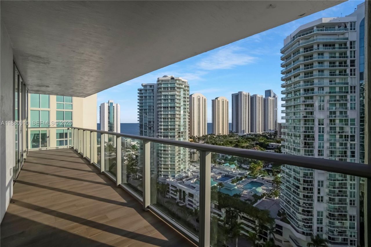 300 Sunny Isles Blvd, Unit 4-1802, Sunny Isles Beach, FL 33160 Photo