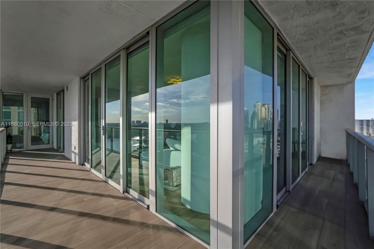 300 Sunny Isles Blvd, Unit 4-1802, Sunny Isles Beach, FL 33160 Photo