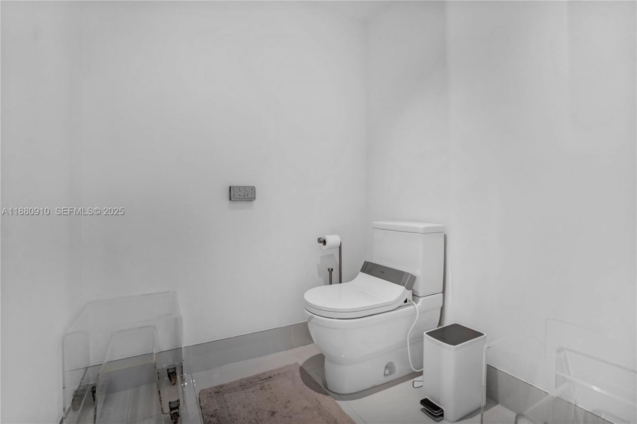 300 Sunny Isles Blvd, Unit 4-1802, Sunny Isles Beach, FL 33160 Photo