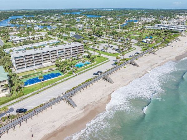 4141 Ocean Drive, Unit 403, Vero Beach, FL 32963