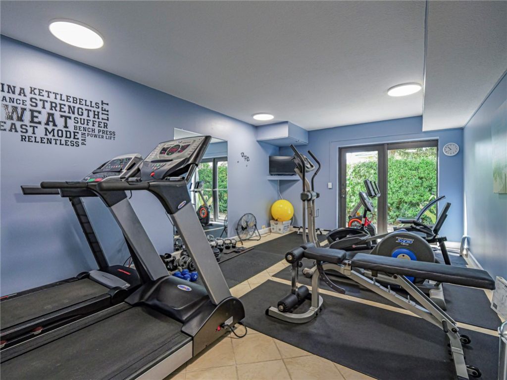 4141 Ocean Drive, Unit 403, Vero Beach, FL 32963 Photo