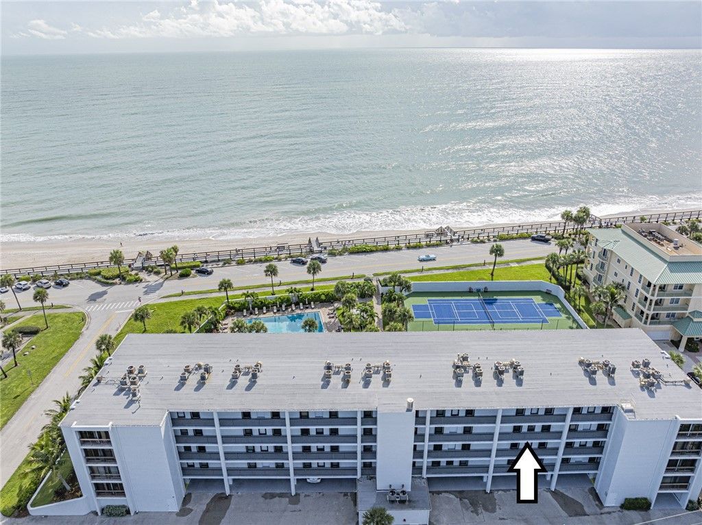 4141 Ocean Drive, Unit 403, Vero Beach, FL 32963 Photo