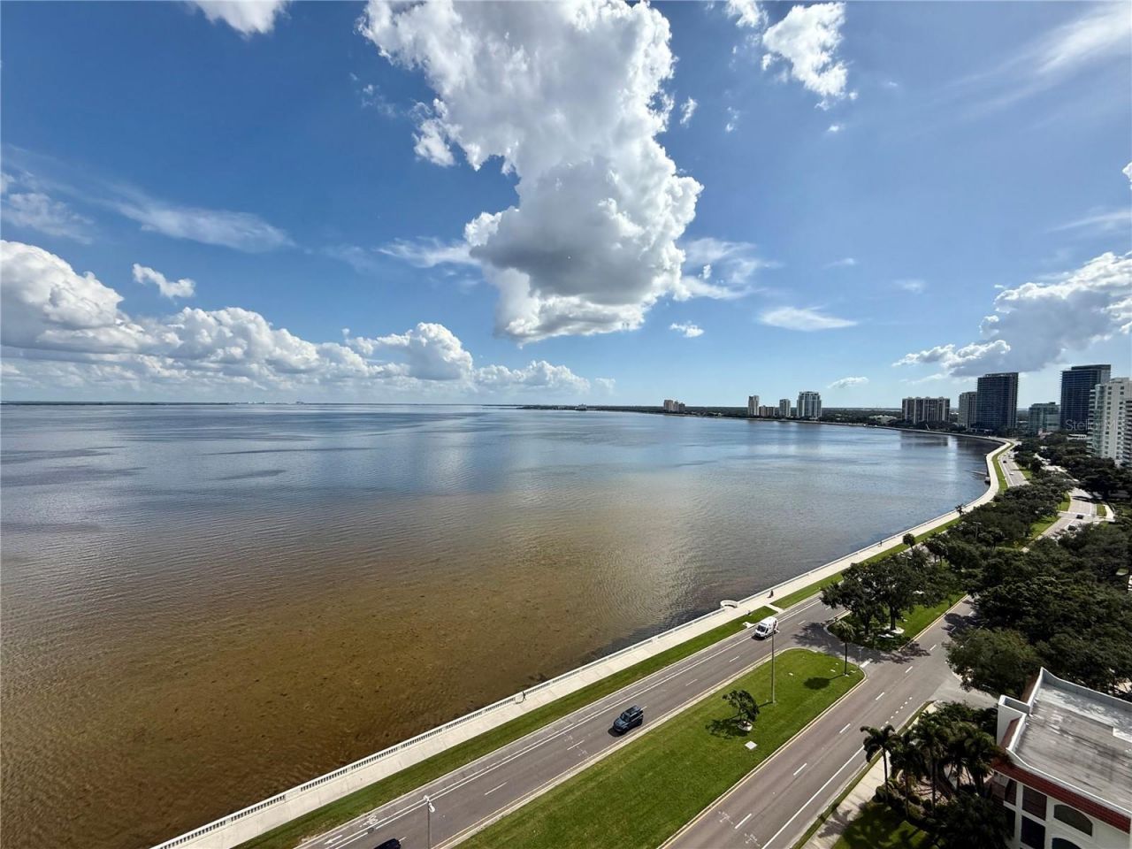 2413 Bayshore Boulevard, Unit 1805, Tampa, FL 33629 Main Photo