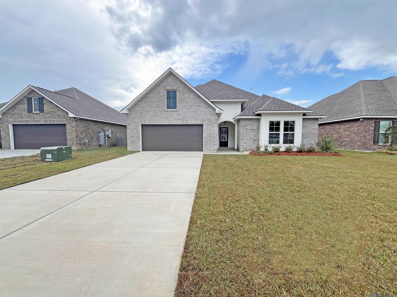 23119 Waterbuck Lake Ct, Denham Springs, LA 70726 Main Photo