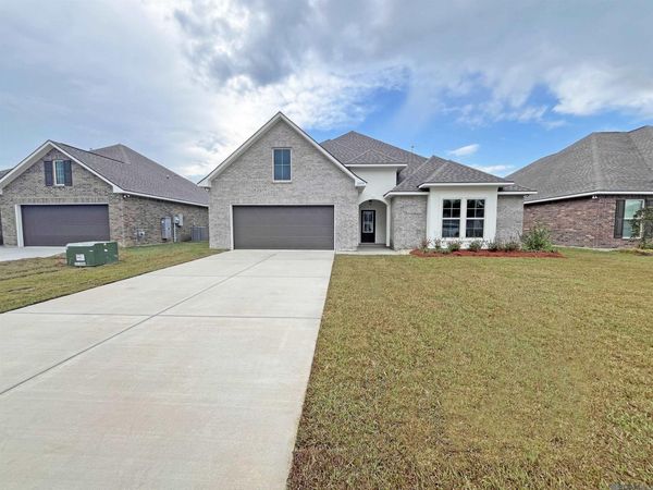 23119 Waterbuck Lake Ct, Denham Springs, LA 70726