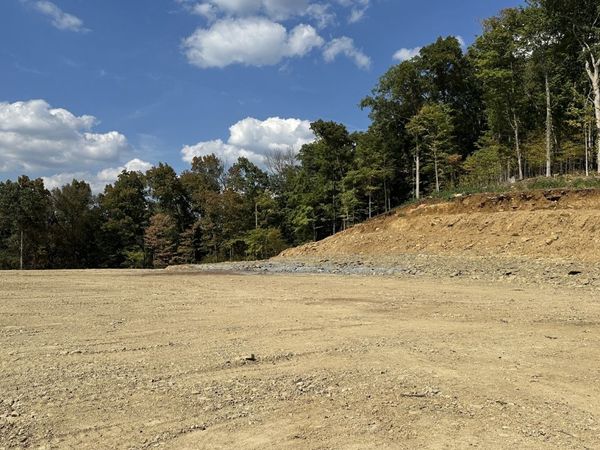 337 Carellton Dr, Gallatin, TN 37066