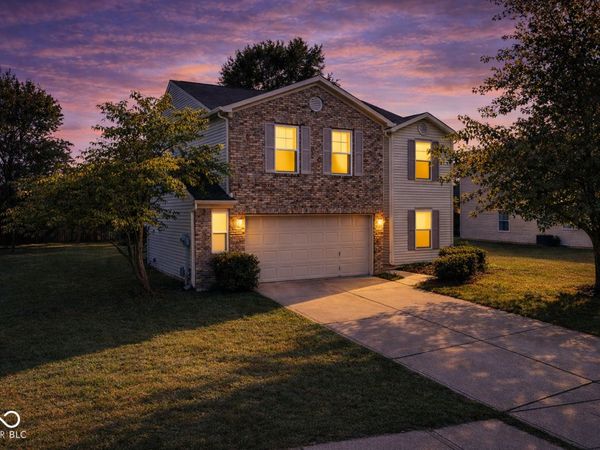 6911 Woodland Heights Drive, Avon, IN 46123