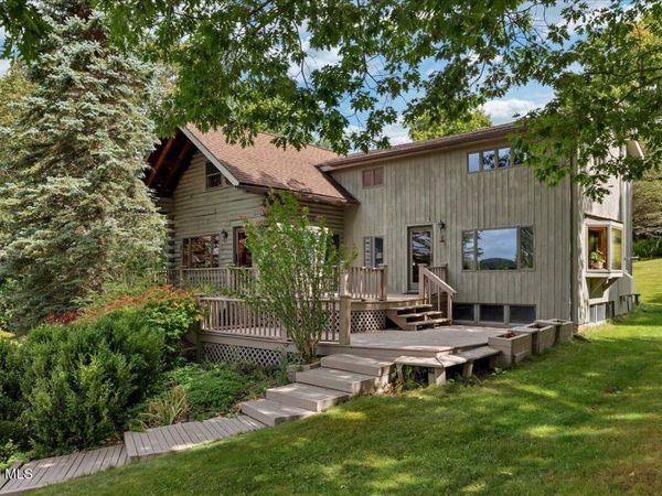 388 East Road, Stephentown, NY 12168