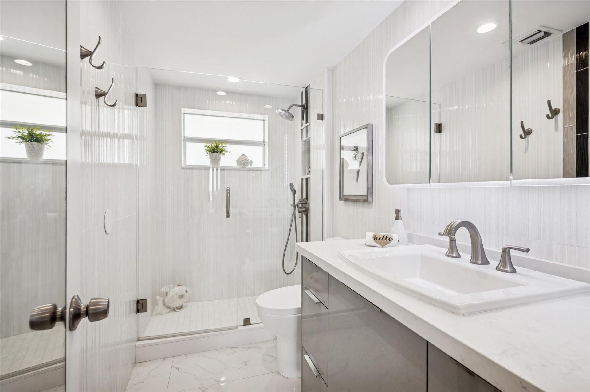 215 N Birch, Unit 8C, Fort Lauderdale, FL 33304 Photo