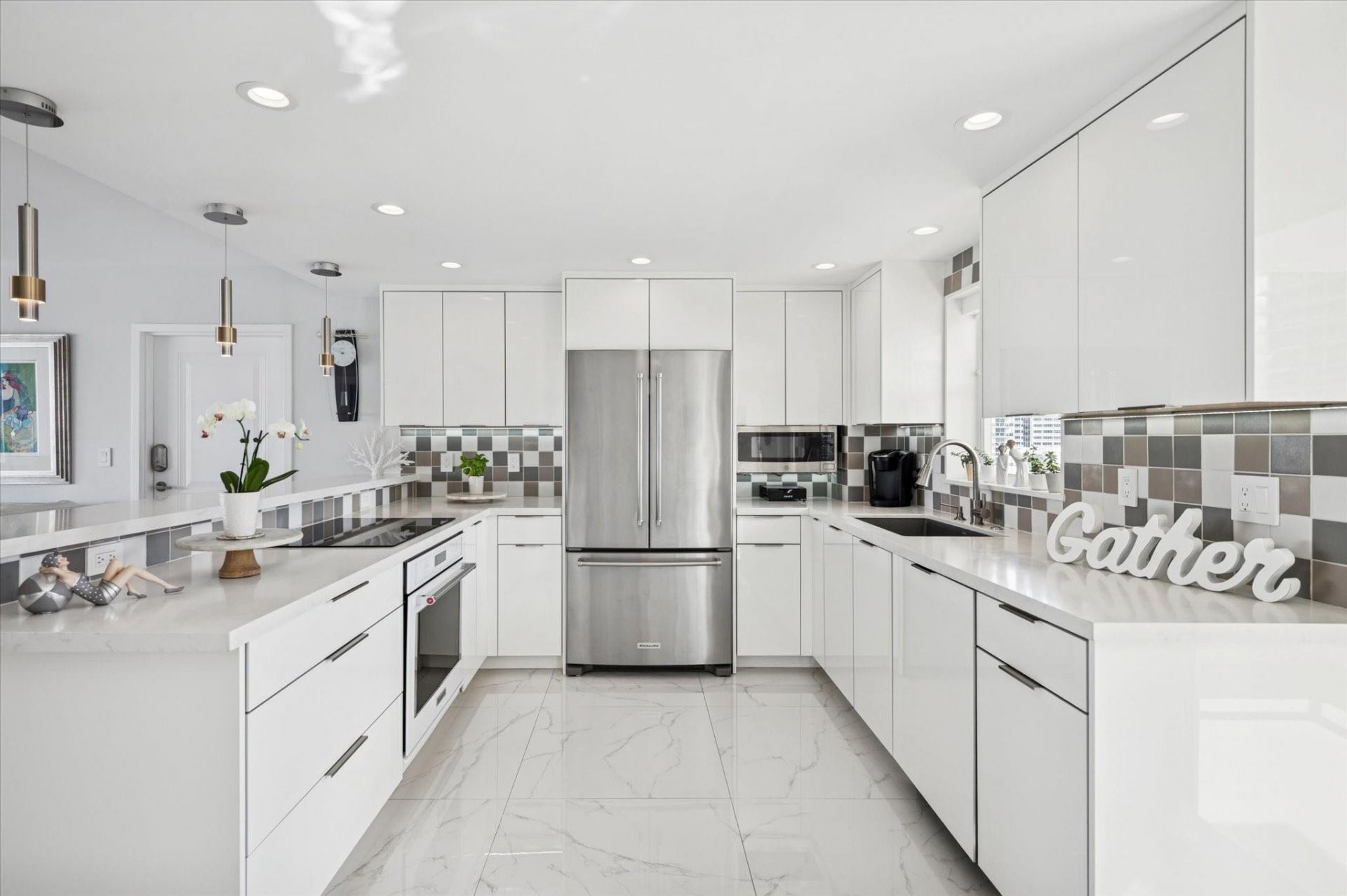 215 N Birch, Unit 8C, Fort Lauderdale, FL 33304 Photo