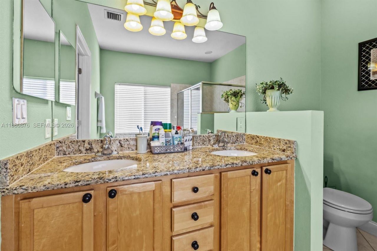 566 SW Halifax Ave, Port Saint Lucie, FL 34953 Photo