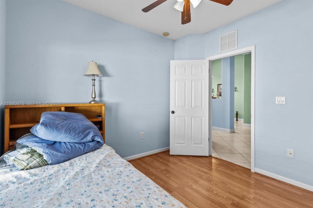 566 SW Halifax Ave, Port Saint Lucie, FL 34953 Photo