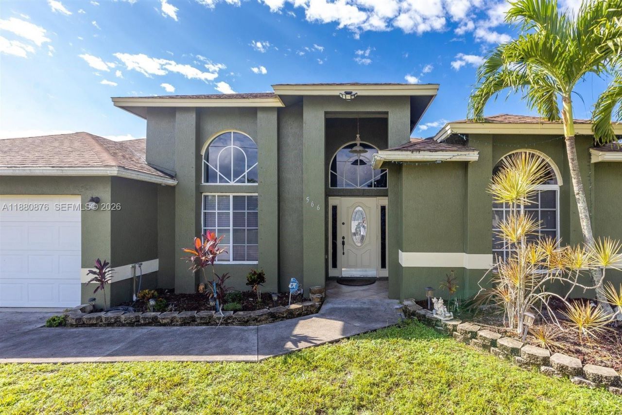 566 SW Halifax Ave, Port Saint Lucie, FL 34953 Photo